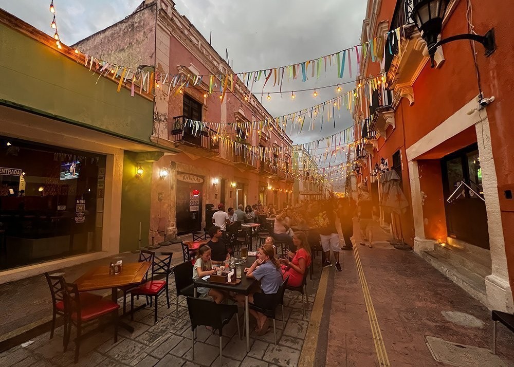 Dinner in the colorful streets of Campeche - Mexico